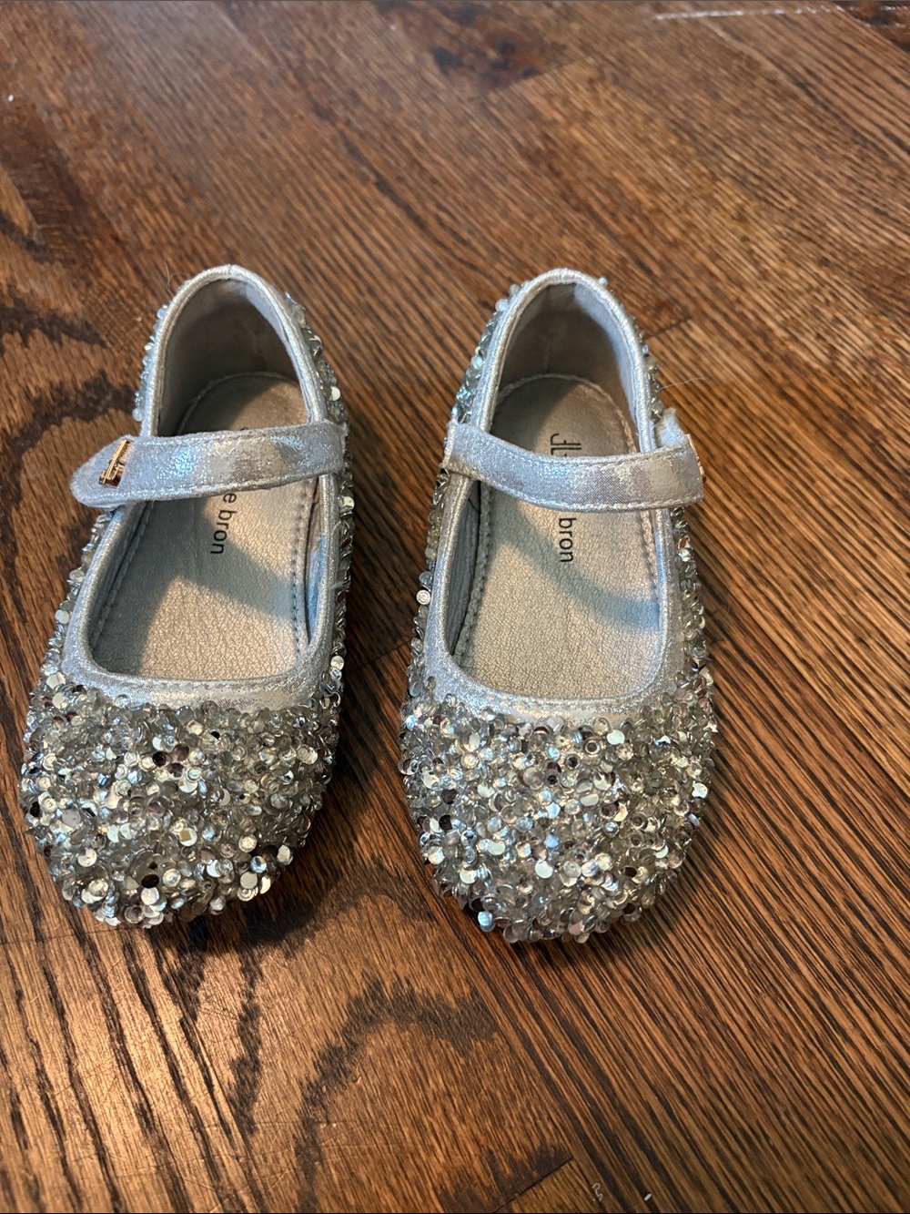 Girls Silver Sequin Mary Jane Dress Shoes - Sparkling Strap
